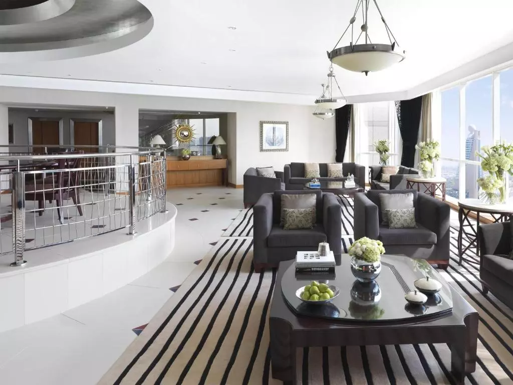 لابی هتل فیرمونت دبی